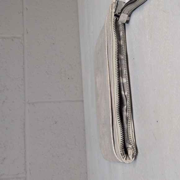 AIMEE KESTENBERG It's A Love Thing Zip Pouch In Stone Silver, NWOT - Picture 6 of 6